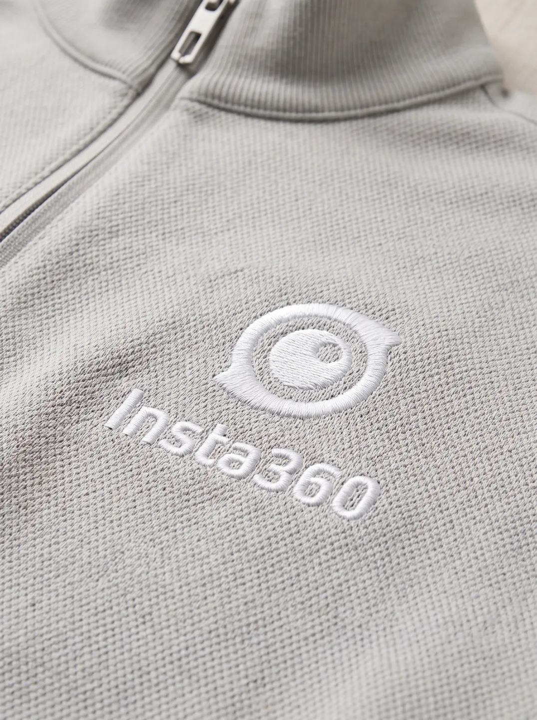 Light Grey Half-Zip Long-Sleeve Top · Logo and design details · PM-C-017 / 2