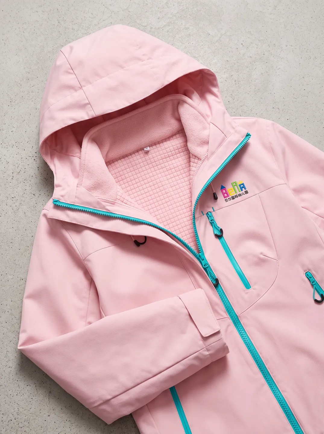 Pink Hooded Jacket · Logo and design details · PM-C-038 / 3