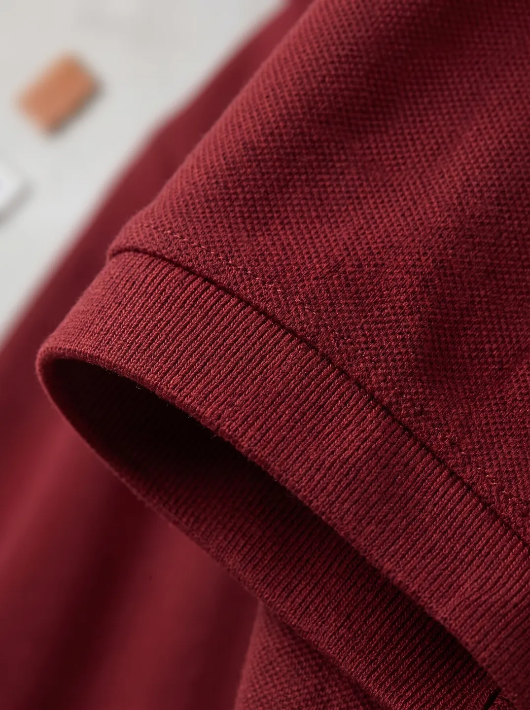 Burgundy Polo Shirt · Logo and design details · PM-C-124 / 4
