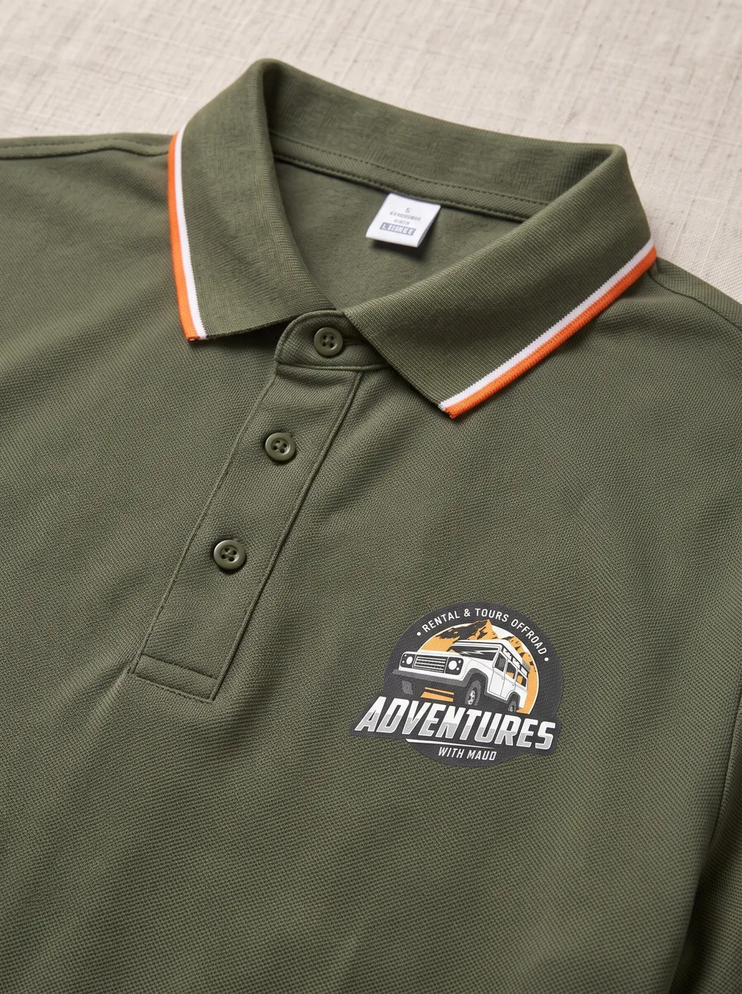 Olive Polo Shirt · Logo and design details · PM-C-131 / 3