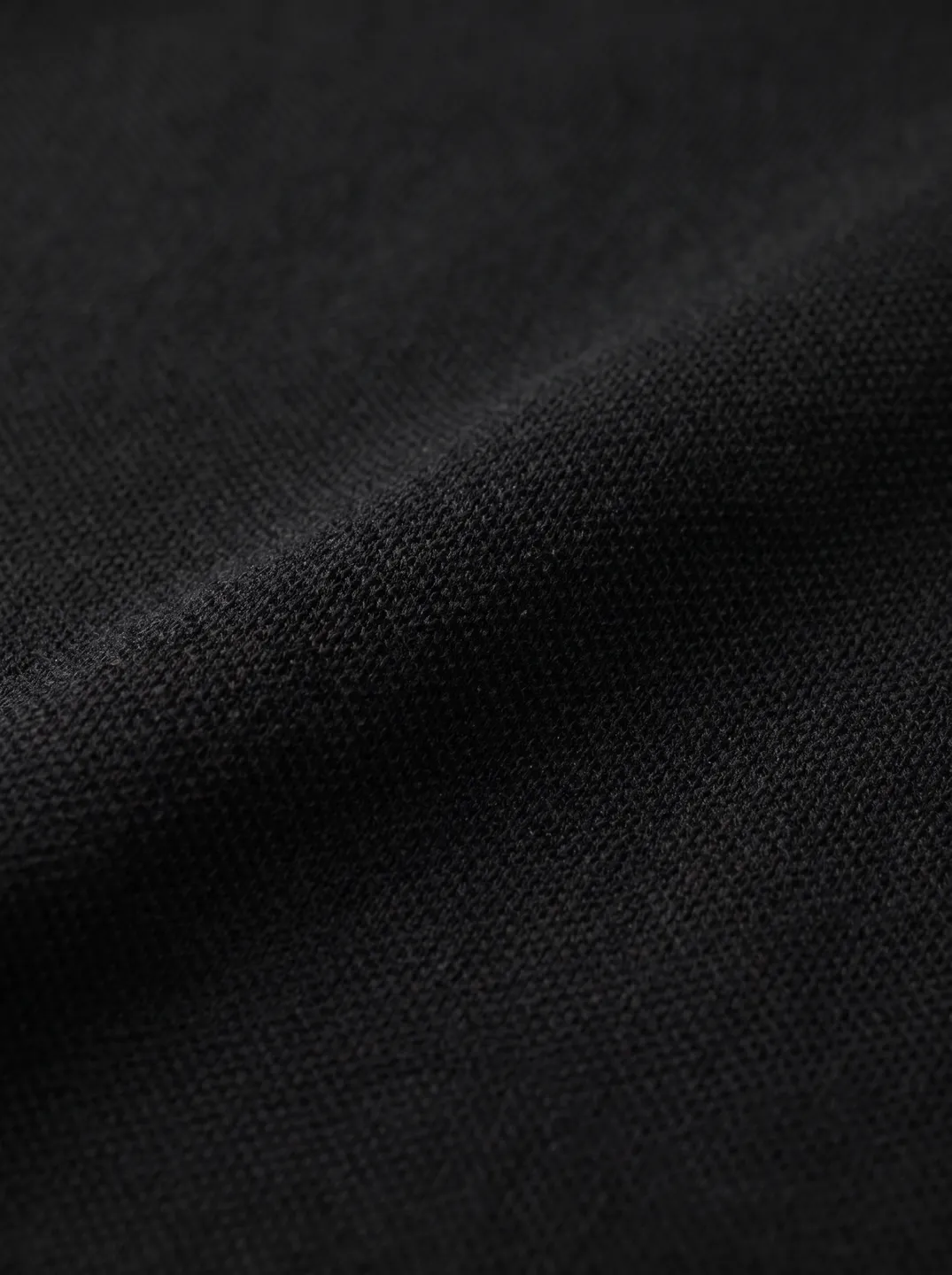 Black Polo Shirt · Logo and design details · PM-C-134 / 5