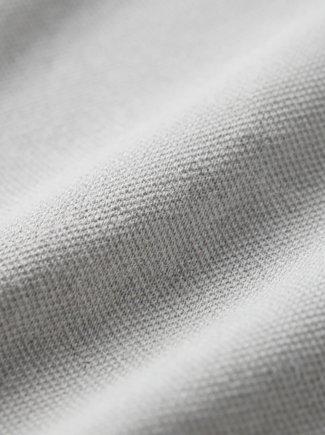 Light Grey Polo Shirt · Logo and design details · PM-C-146 / 5
