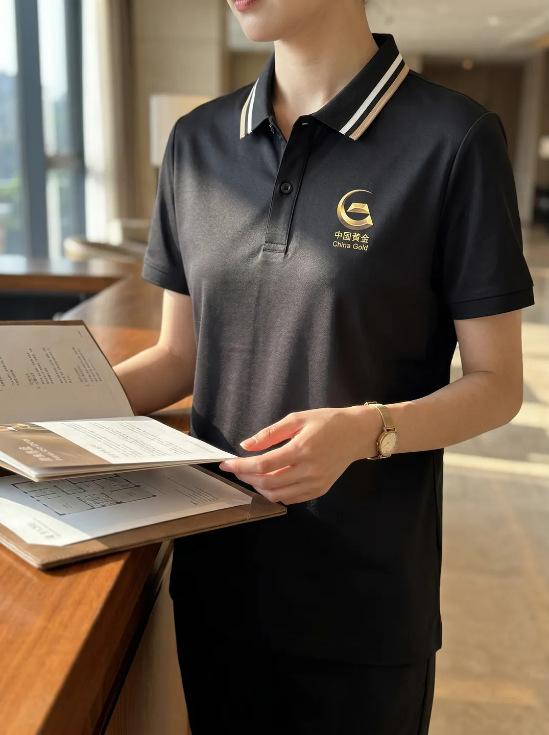 Black Polo Shirt · Styling and setting · PM-C-161 / 6