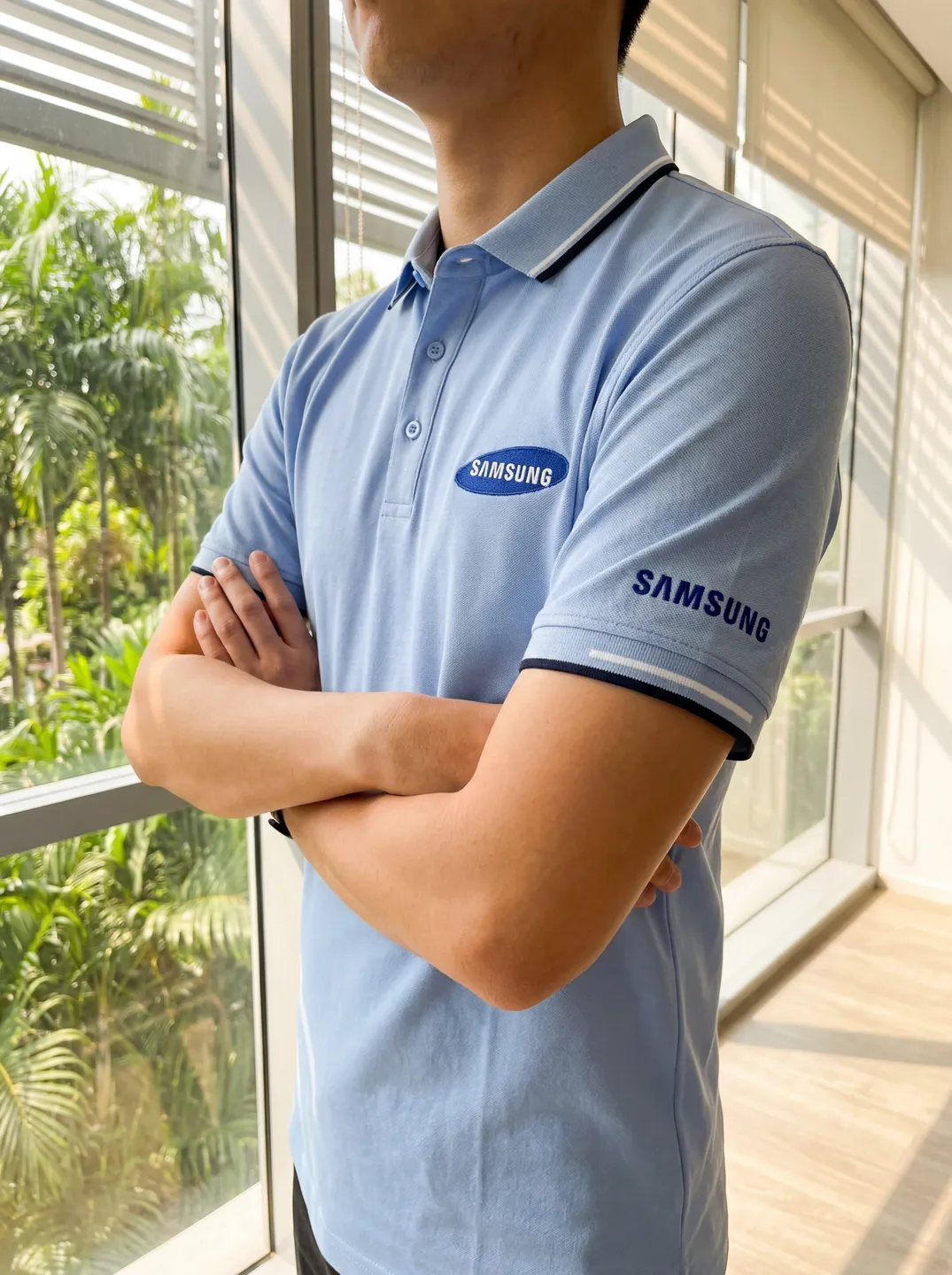 Light Blue Polo Shirt · Styling and setting · PM-C-166 / 6