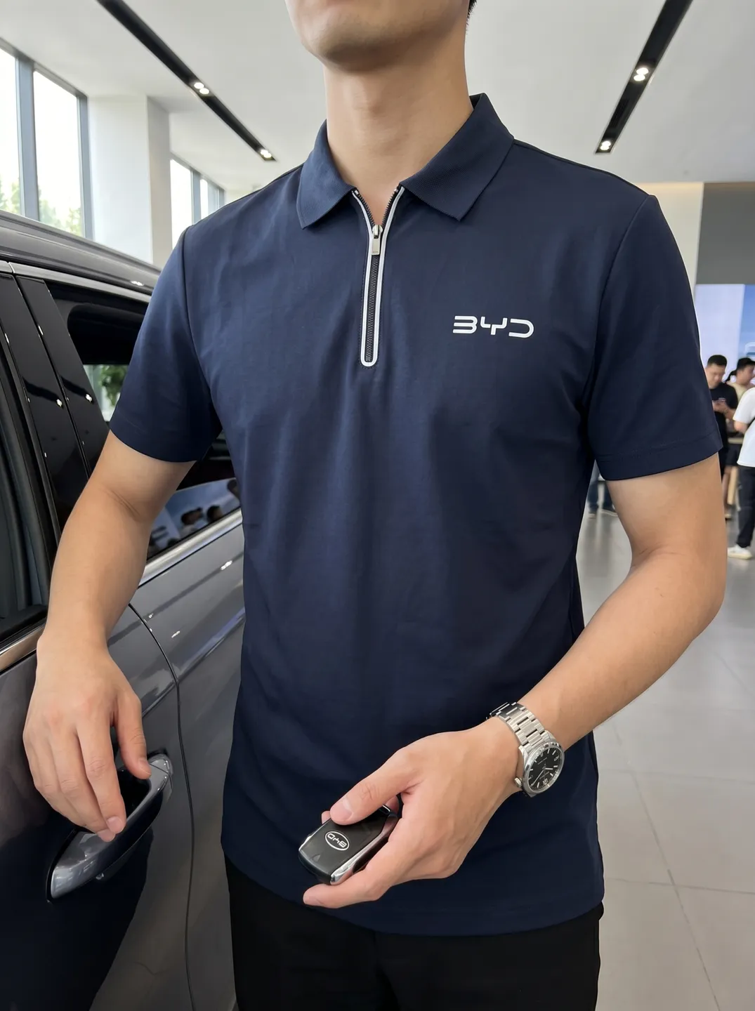 Navy Zip-Neck Polo Shirt · Styling and setting · PM-C-196 / 6