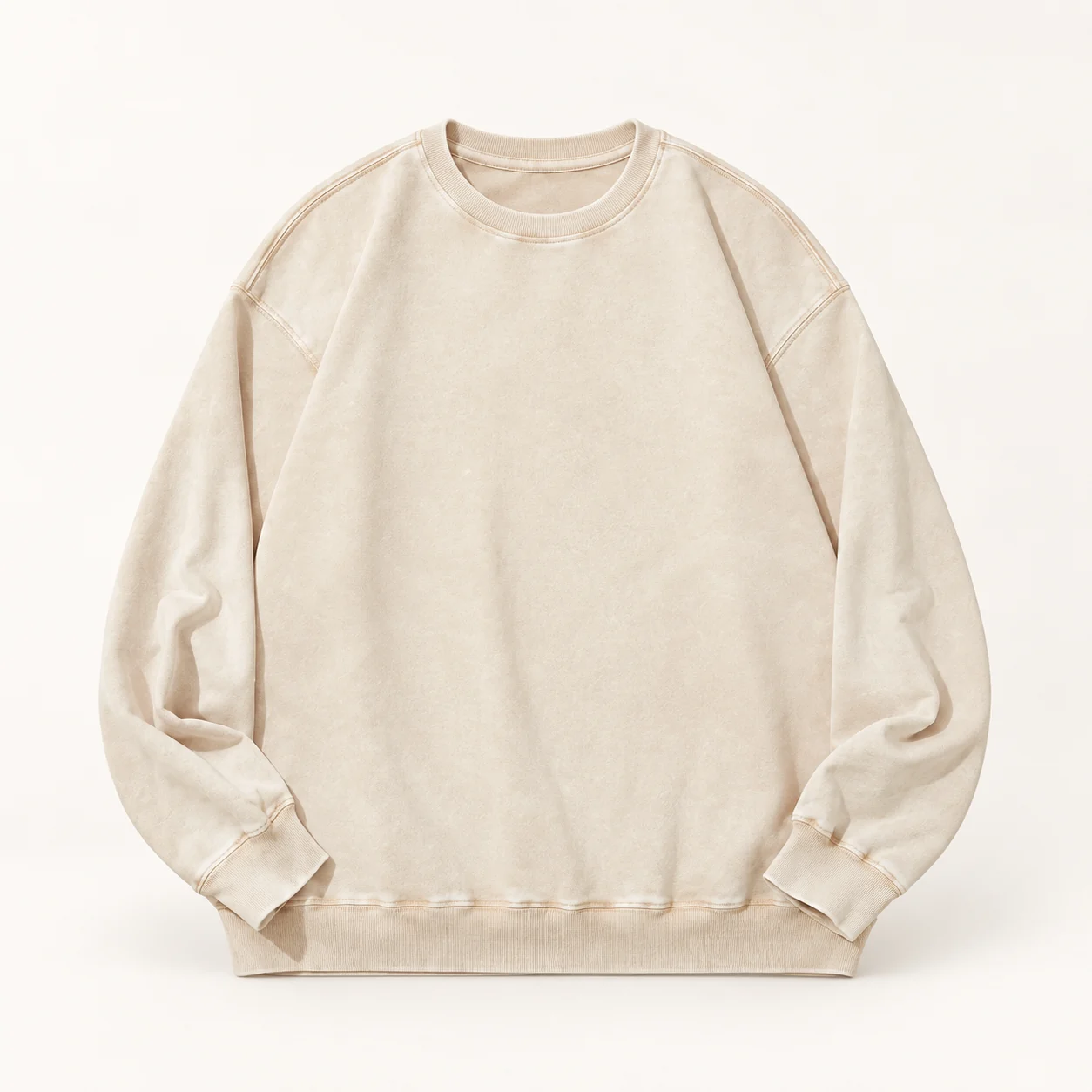 450 g/m² Cotton Vintage Snow-Wash Crewneck — 382 White — Style view